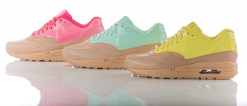 AM1VTWomensmixcolour