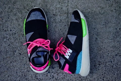 adidas-y3-qasa-black-neon-3-900x600