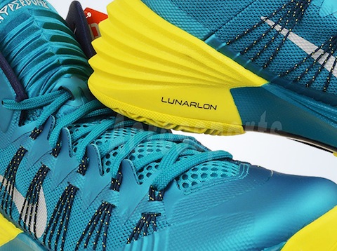 nike-hyperdunk-2013-tropical-teal-sonic-yellow-01