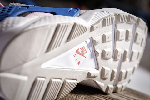 Nike-Air-Huarache-LE-size-exclusives-2013-4