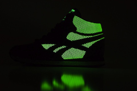 Reebok_CL_Leather_Mid_R12_-_Atmos_Sneaker_Politics_11_1024x1024