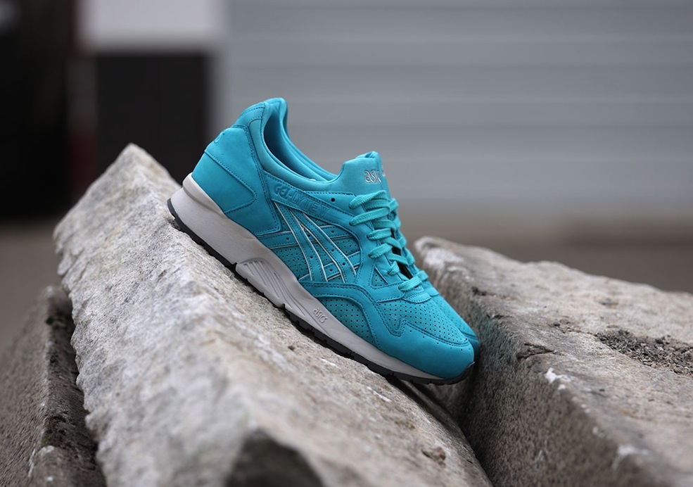 Asics-x-Ronnie-Fieg-Gel-Lyte-Cove-V-Blue-Grey_b6