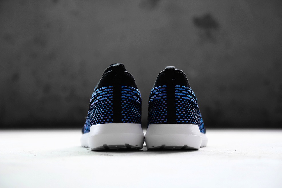 a-closer-look-at-the-nike-flyknit-roshe-run-3