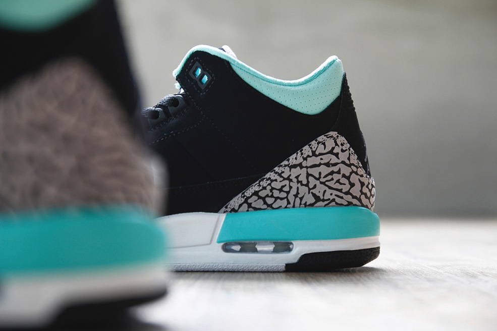girls-air-jordan-3-retro-gs-black-iron-purple-bleached-turquoise-wolf-grey-4