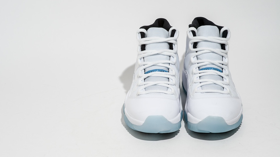 Air-Jordan-11-Legend-Blue-Photos-03