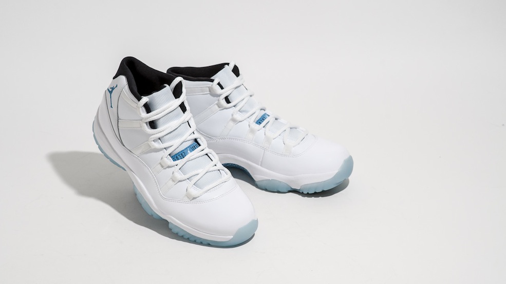 Air-Jordan-11-Legend-Blue-Photos-04