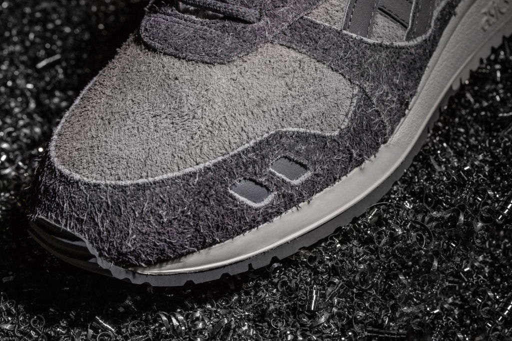 invincible-x-asics-tiger-gel-lyte-iii-formosa-5