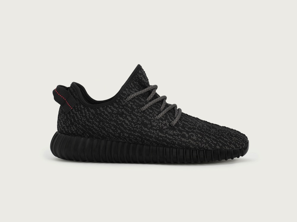 YZY350_BLACK_02-lo