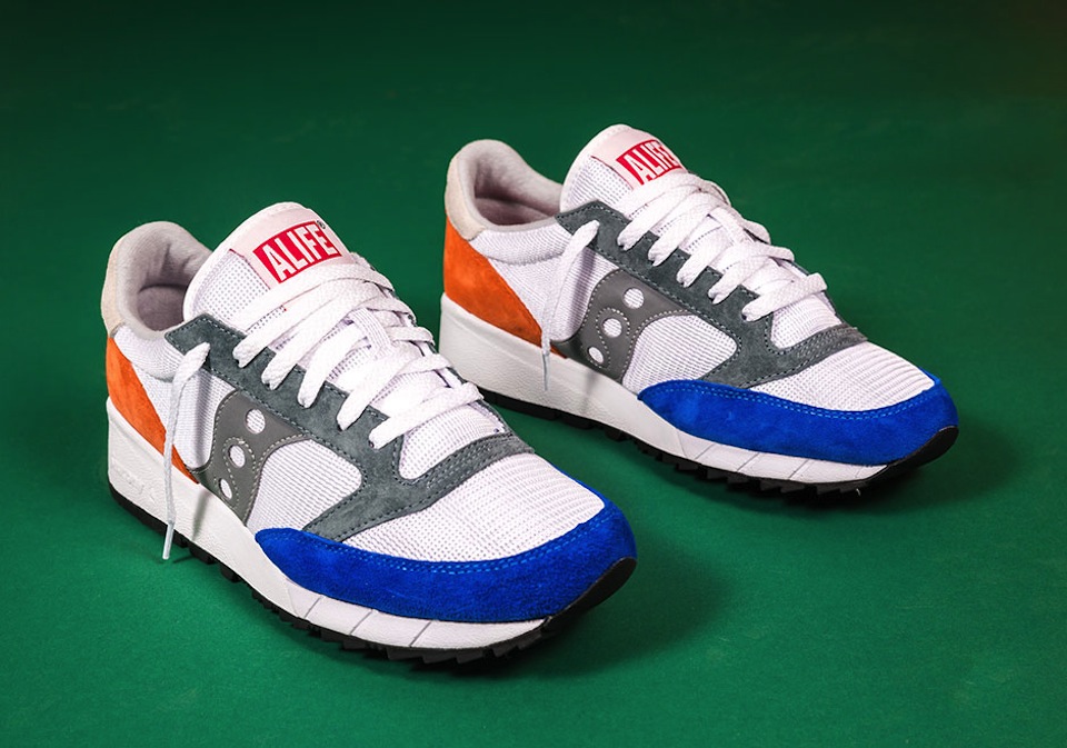 alife-x-saucony-jazz-91-apparel-collection-07