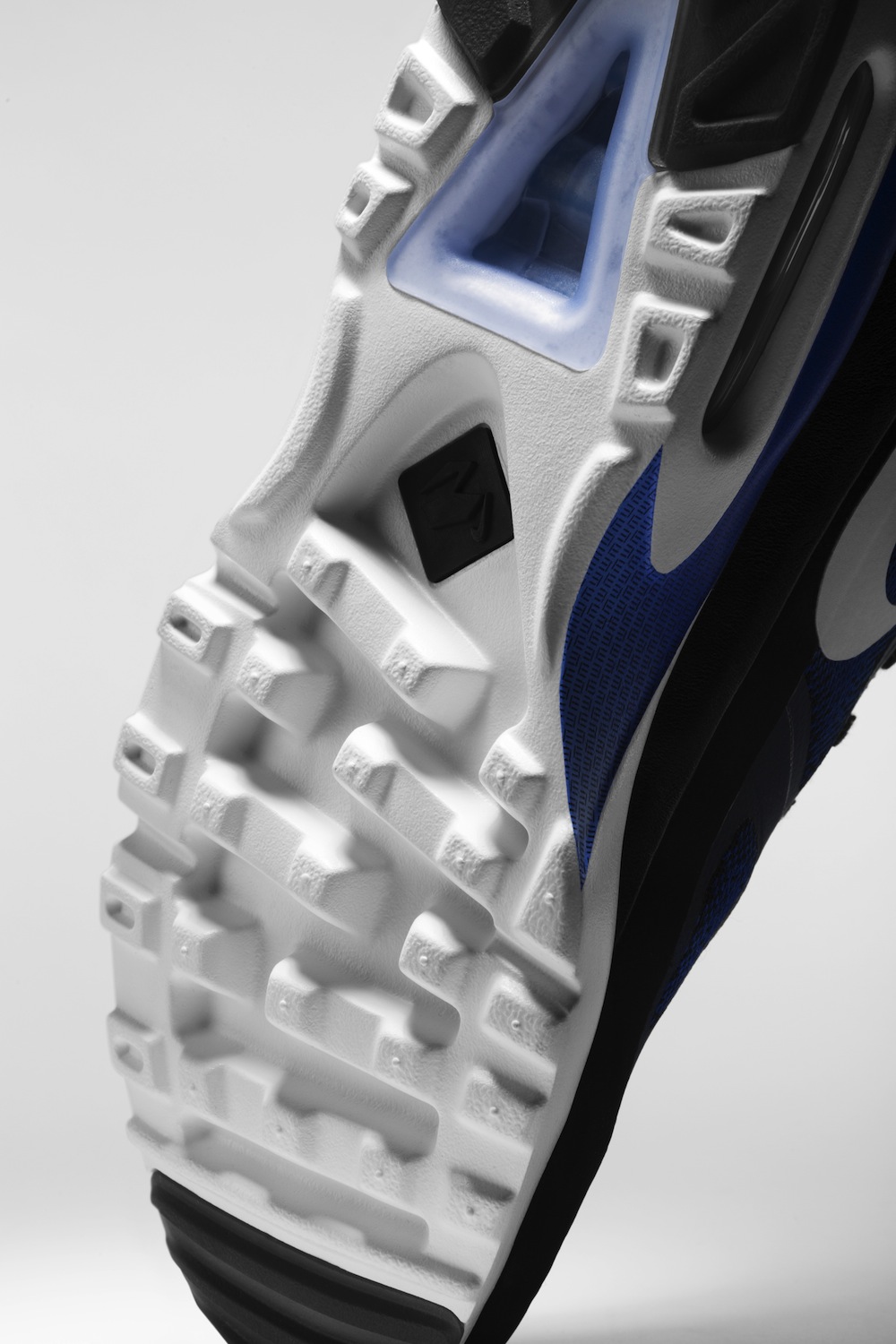 Nike_Air_Max_BW_Ultra_M_4_53851