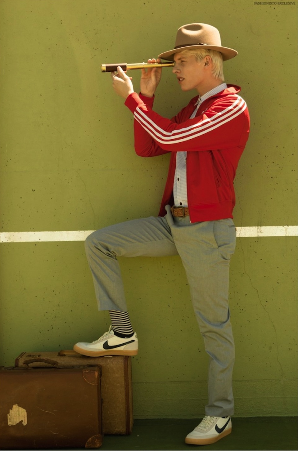 Fashionisto-Exclusive-The-Royal-Tenenbaums-Inspired-Fashion-Shoot-006-800x1200