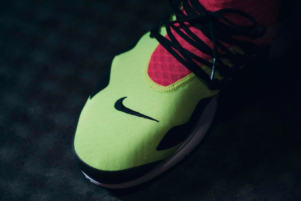 acronym-nike-air-presto-neon-sneakers-4
