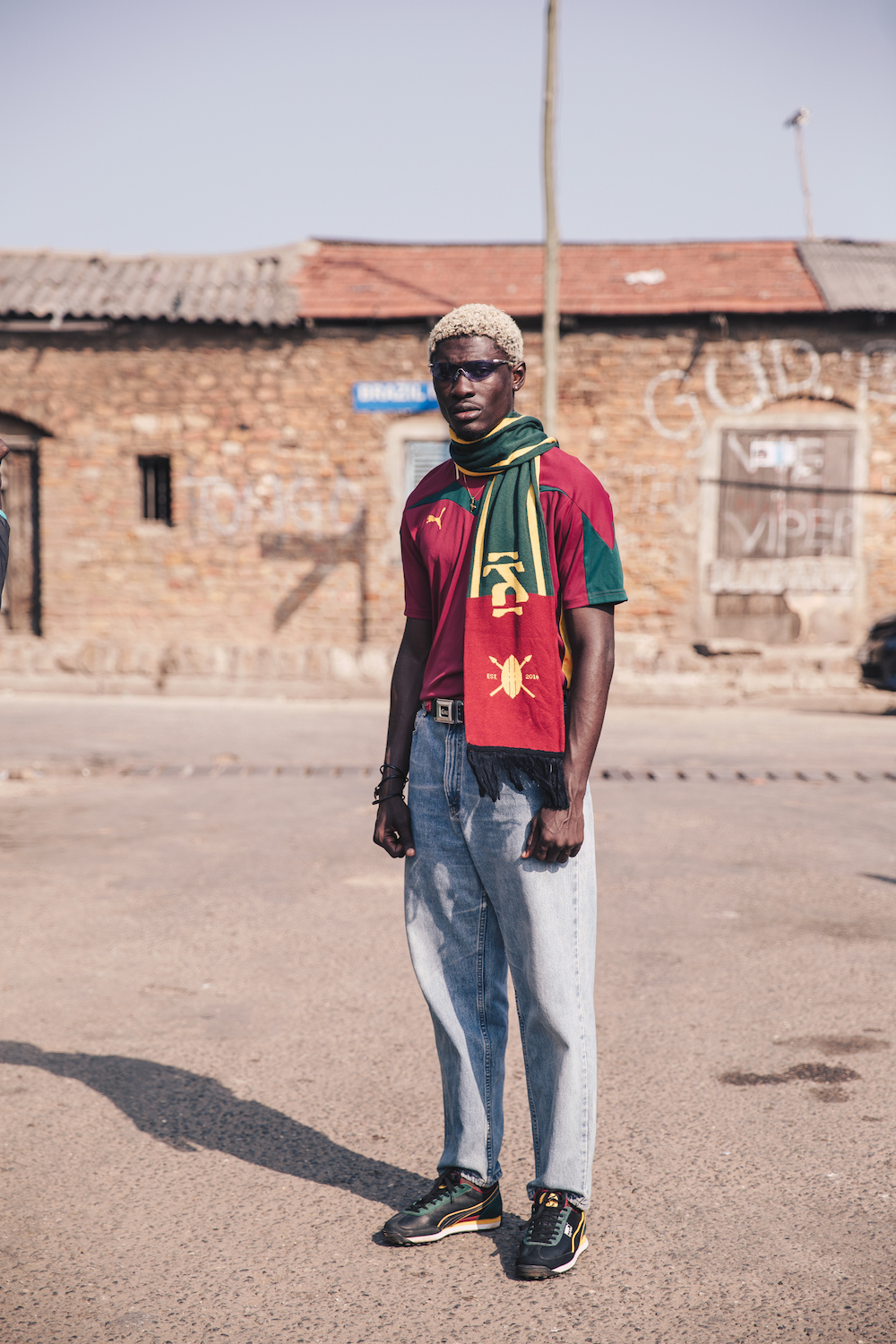 17AW_SP_Select_DailyPaper_Ghana_Model_10