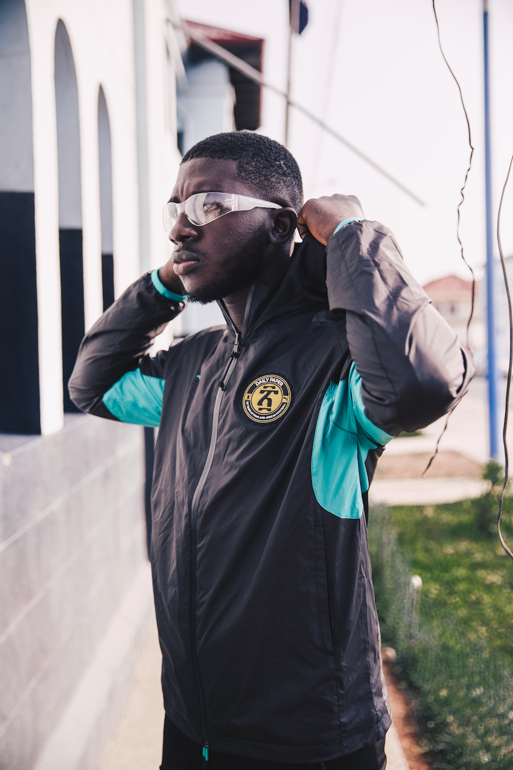 17AW_SP_Select_DailyPaper_Ghana_Model_13