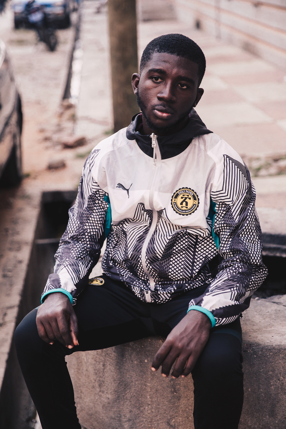 17AW_SP_Select_DailyPaper_Ghana_Model_18