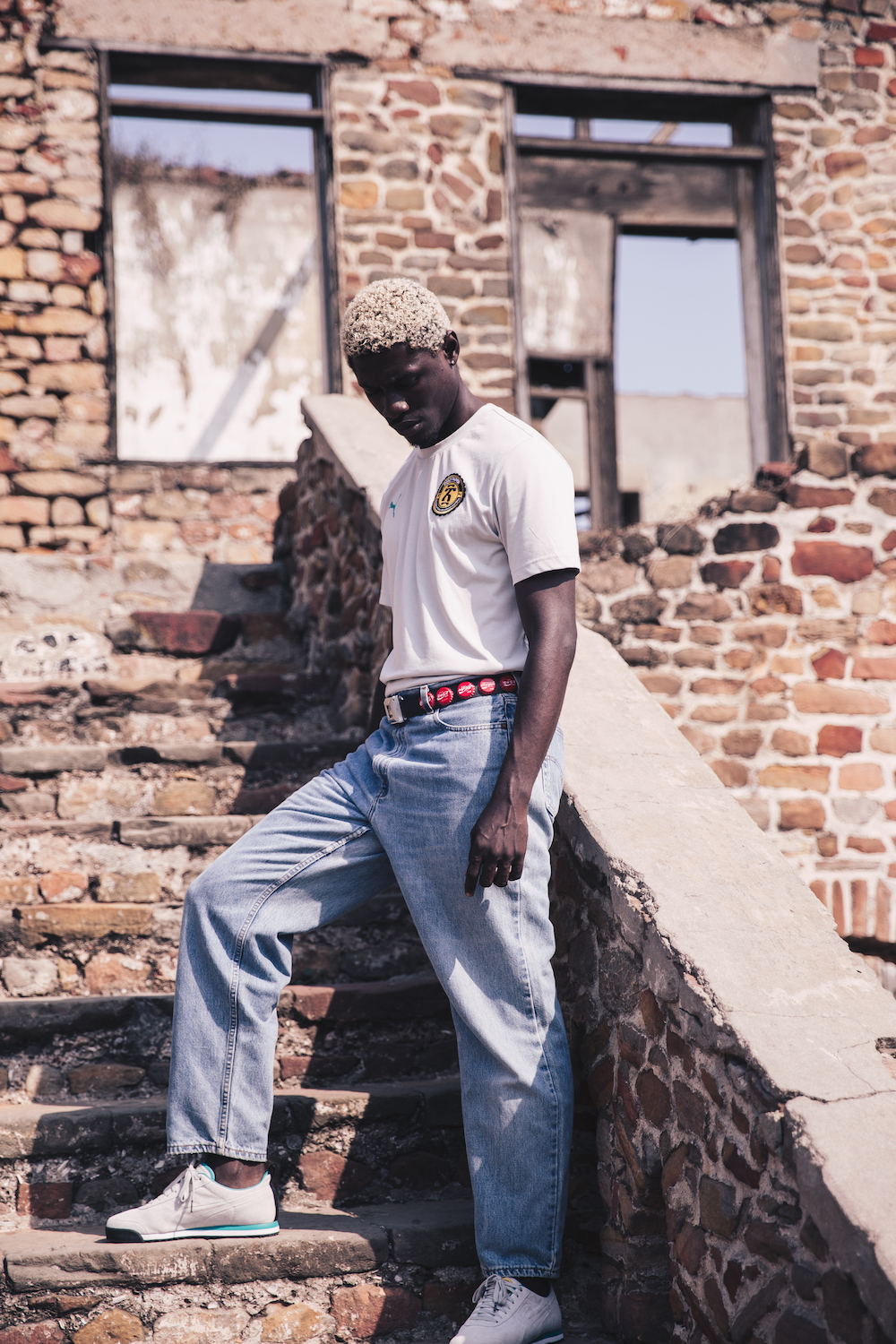 17AW_SP_Select_DailyPaper_Ghana_Model_2