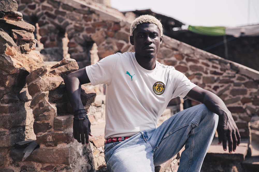 17AW_SP_Select_DailyPaper_Ghana_Model_3