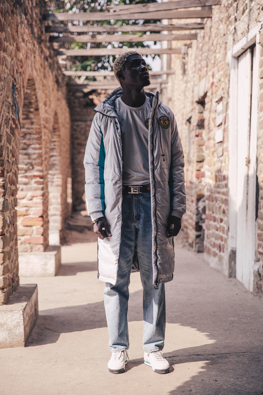 17AW_SP_Select_DailyPaper_Ghana_Model_4