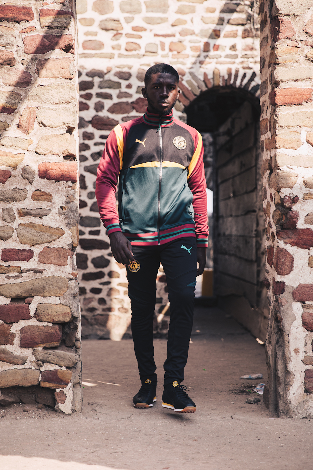 17AW_SP_Select_DailyPaper_Ghana_Model_5