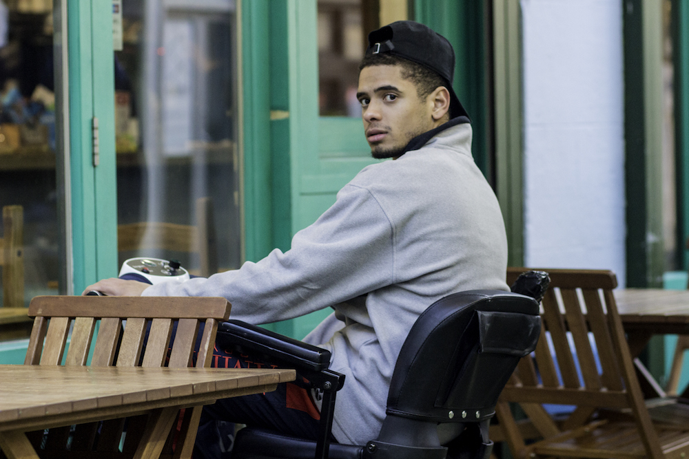 KOT_TWOTF_PERRYELLIS34