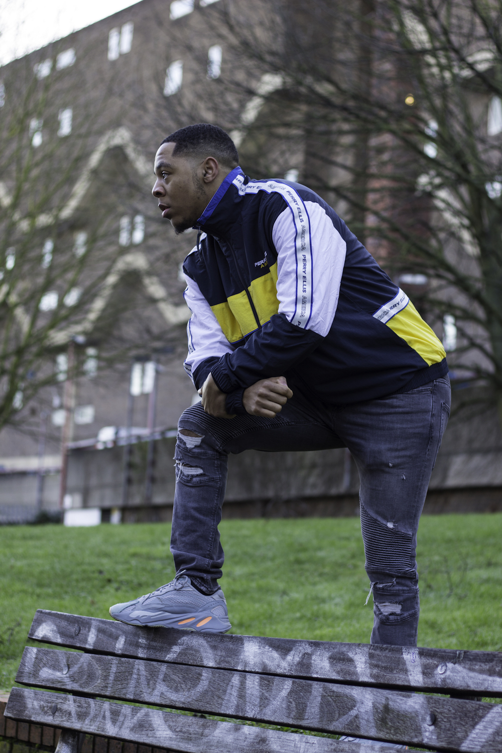 KOT_TWOTF_PERRYELLIS6